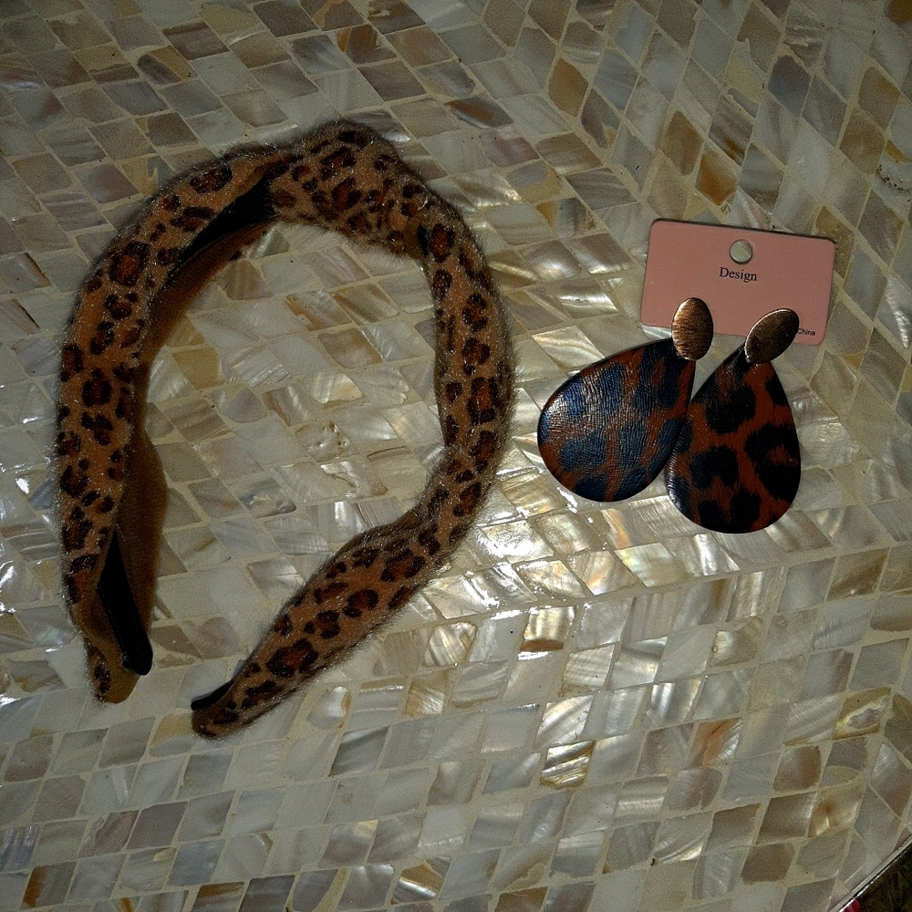Knot Headband Matching Earrings        c